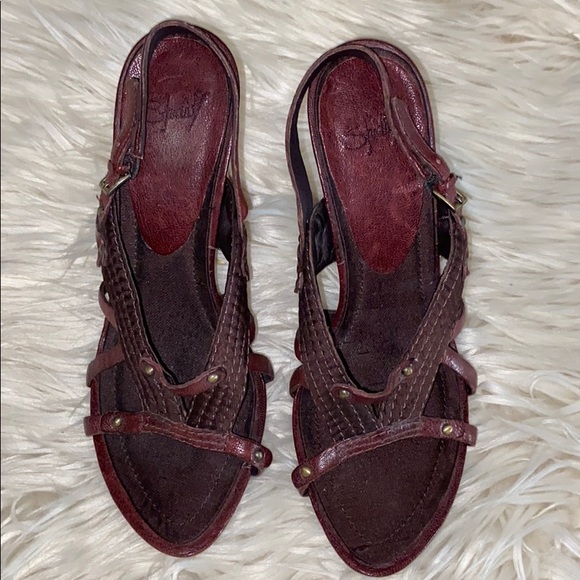 Sandals - Picture 3 of 3